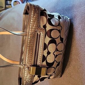 Coach poppy silver metallic leather & fabric shoulder bag, 2 hangtags